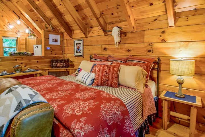 Ambienti i dhomës së gjumit