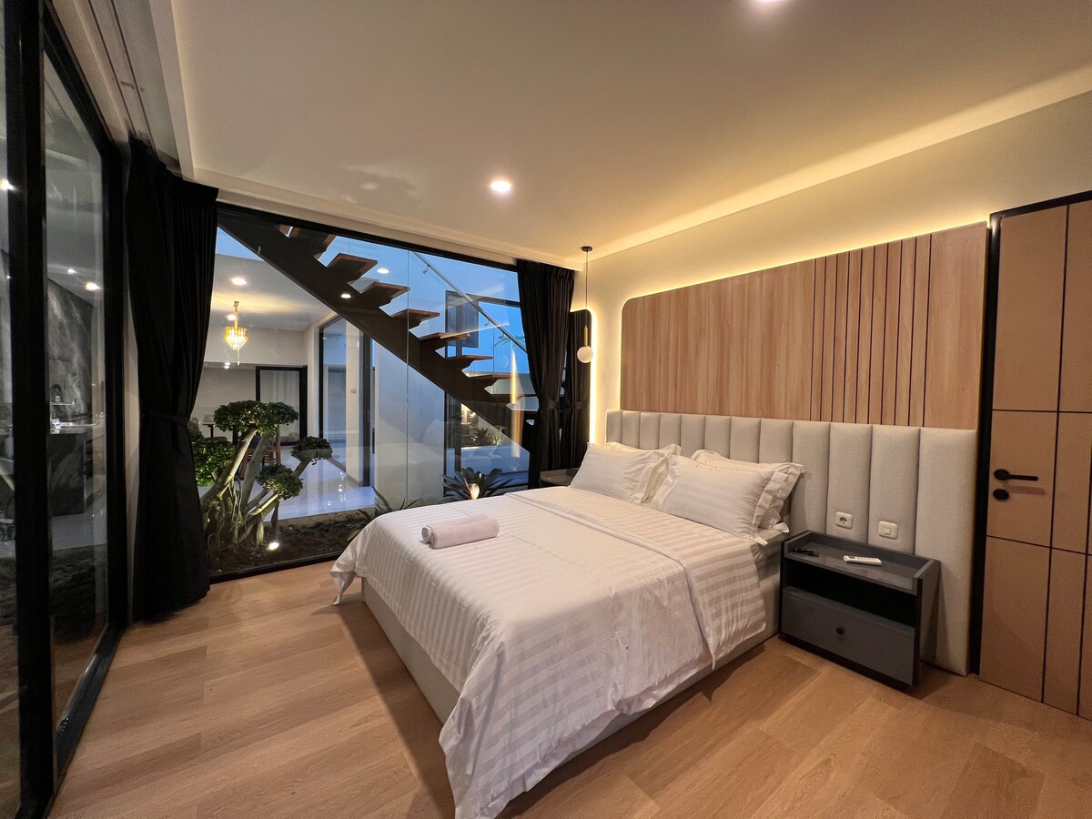 საძინებელი 4