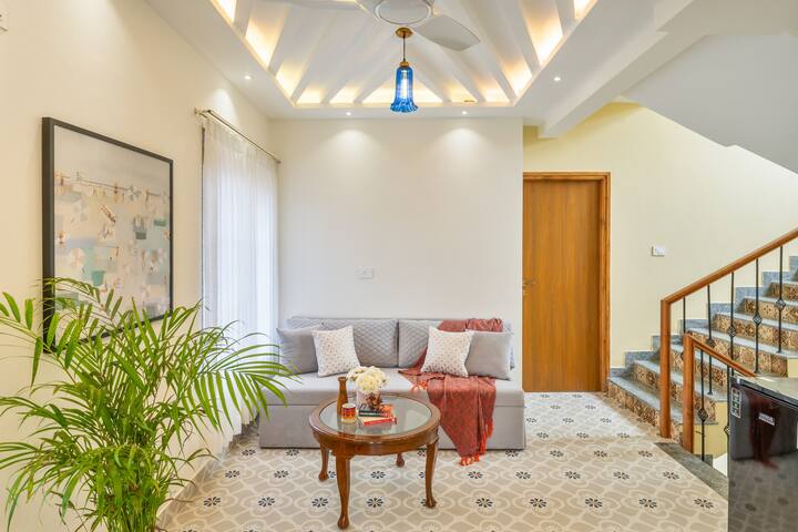 Living room image 3