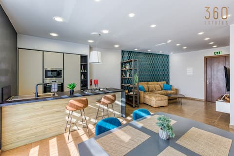 Designer 2BR home in the centre of Marsascala