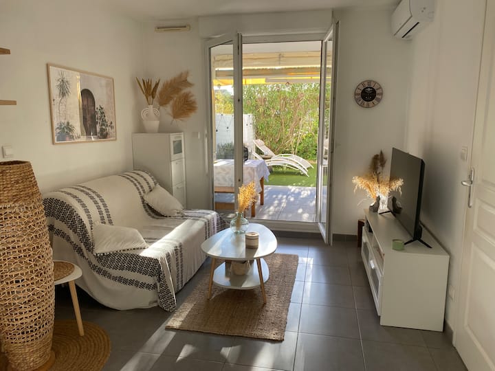 T2 33m2 + Terrasse, Jardinet 2/4 Pers + Lit Bébé - La Ciotat