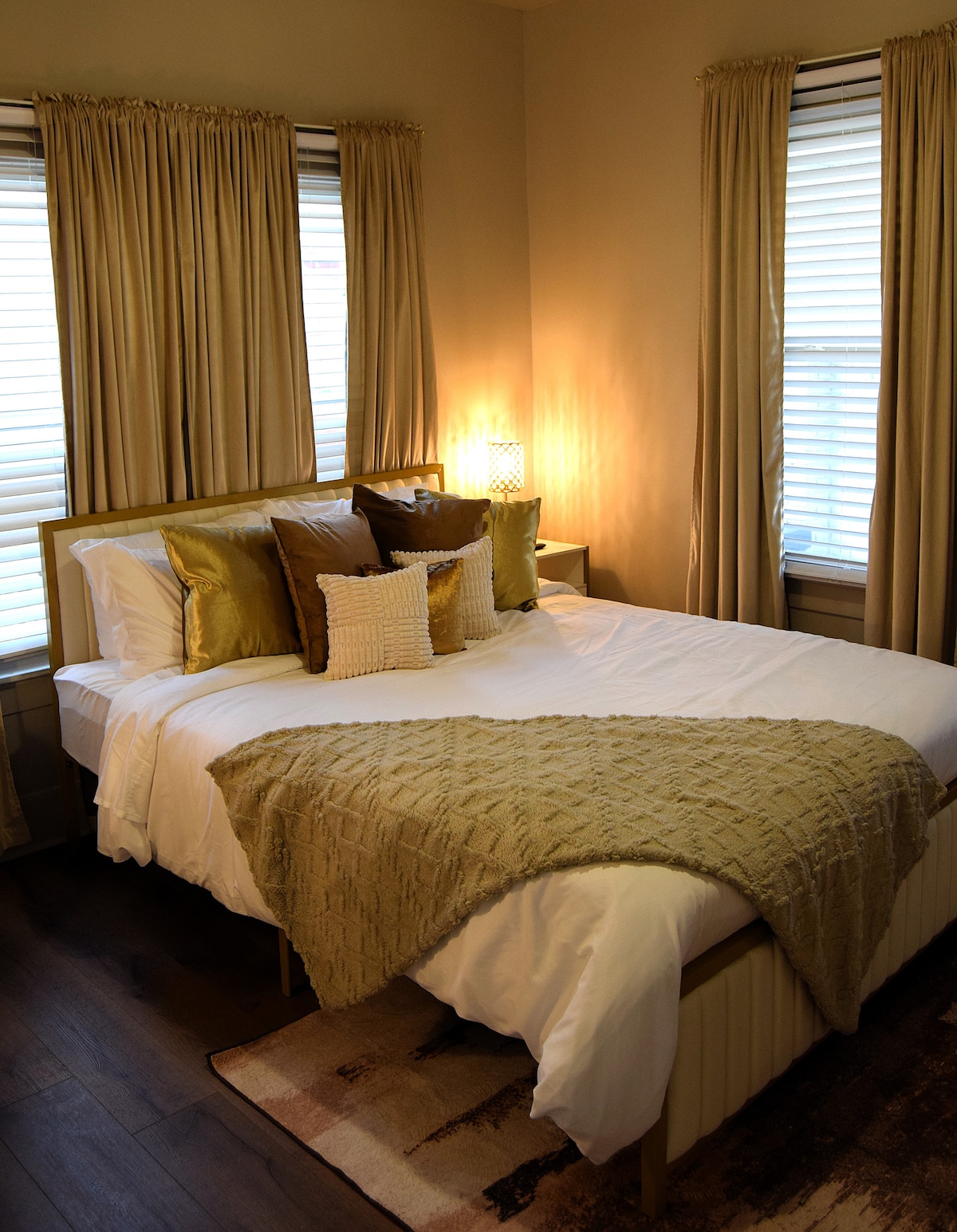 مساحة معيشة مريحة لضيوف أسبوع ديربي