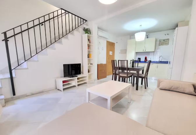 Top Airbnb: Penthouse Duplex + Terrace – 3 Min to Cathedral! in El Arenal