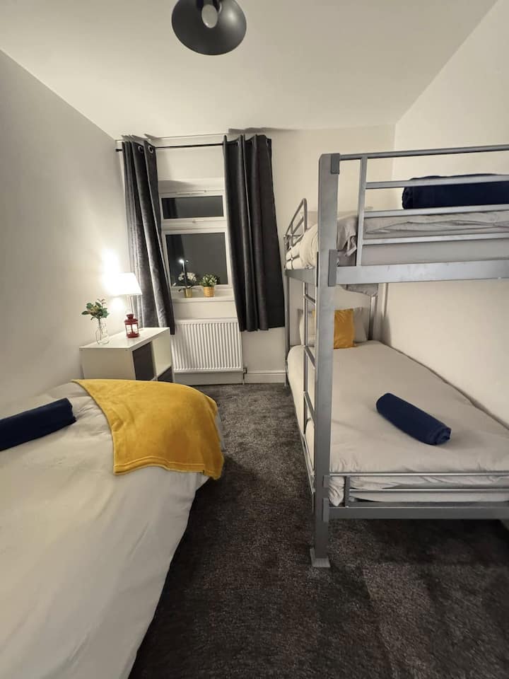 غرفة النوم 1