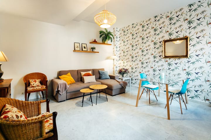 Chic Aptr. Near Cathedral A/c Wifi - Los Arcos