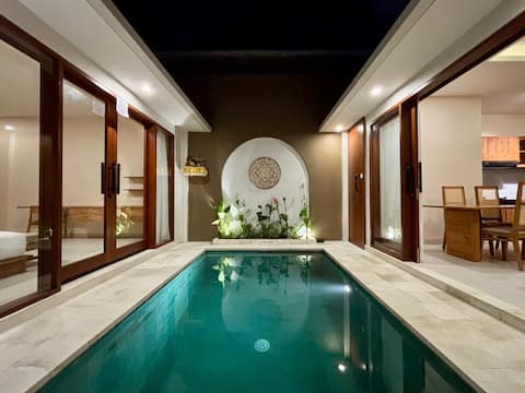 New Modern & Elegant 2BR Private Pool Villa @Sanur