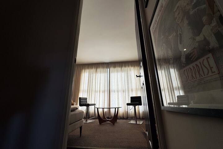 The Stylish Clapton Hideaway gallery image 4