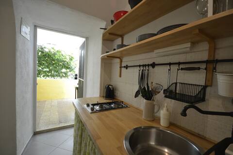 Top Airbnb: Captain's Garden House-free parking in Mali Lošinj