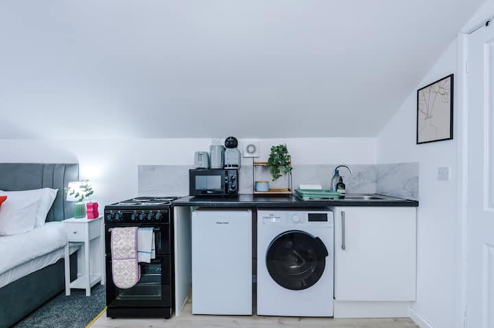 Jephsons Lodge Studio 9, Wifi, Town Centre,parking - 로열 리밍턴 스파