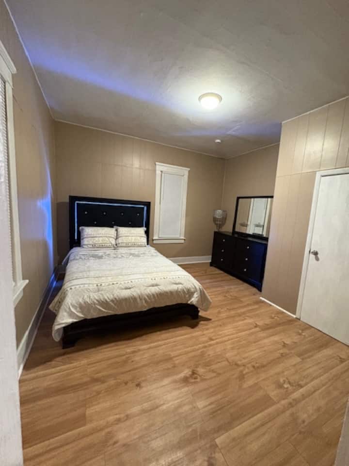 საძინებელი 1