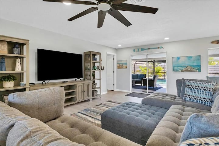 Beaches - Img - Heated Pool - Fire Pit - Sleeps 8 - Anna Maria Island, FL