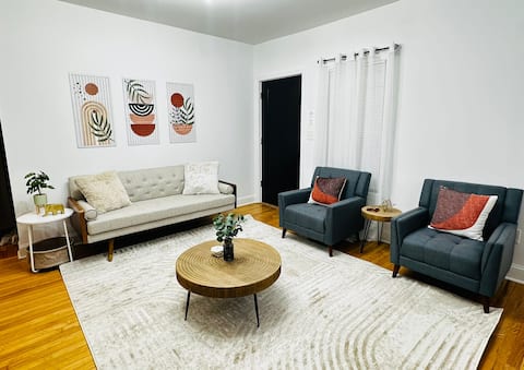 Mid-Century Comfort & Style