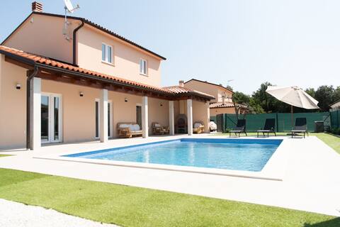 Villa Rose Fažana, Istria, Croatia