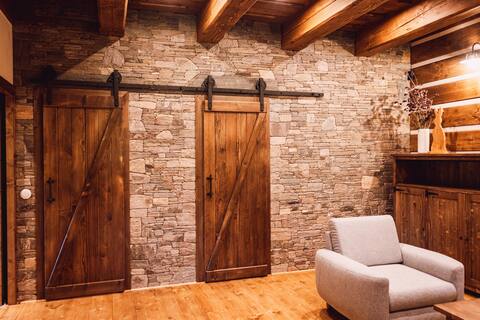 Successful Airbnb property: Albeřické Chalupy – “Upper” Cottage in Svoboda Nad úpou