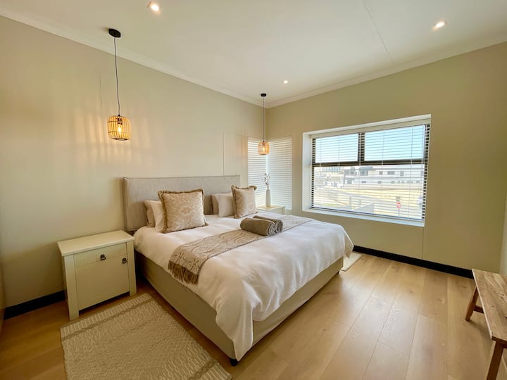 إطلالة على الزاوية المطلة على الشاطئ