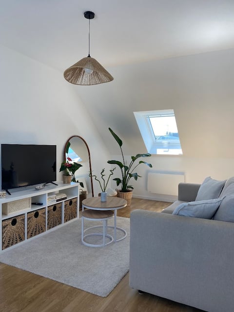 Successful Airbnb property: Camaret Sur Mer Beautiful Bright Duplex Facing the Sea in Camaret Sur Mer