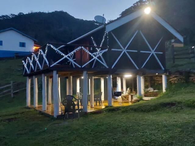 Entire home with 1 bedrooms in Goncalves - Paiol Celeiro d’Oeste