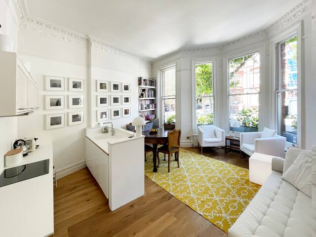 Light-Filled Victorian Flat, North Westminster