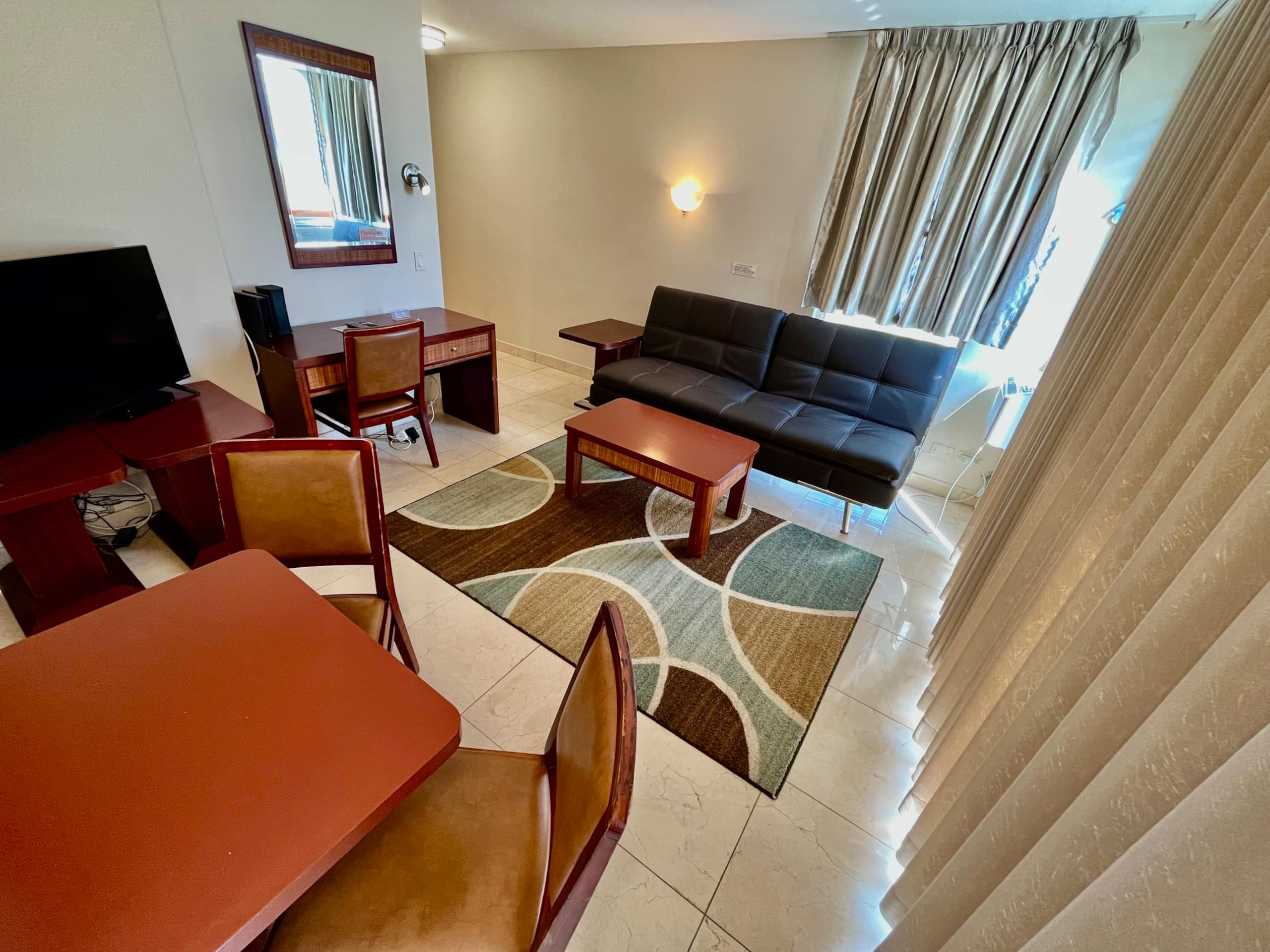 Condo in Honolulu · ★4.14 · 1 bedroom · 2 beds · 1 private bath - Image 1