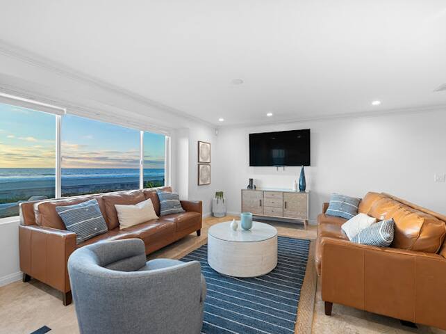Oceanfront Charmer with A/C gallery image 3