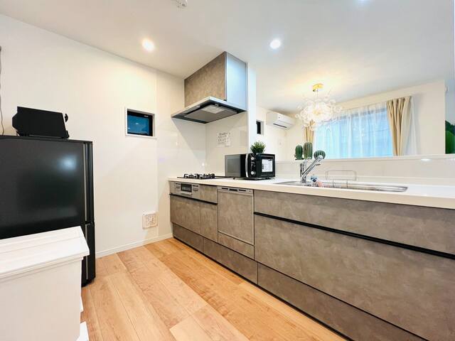 2025年3月新建房，车站徒步2分钟，三层独栋 gallery image 4