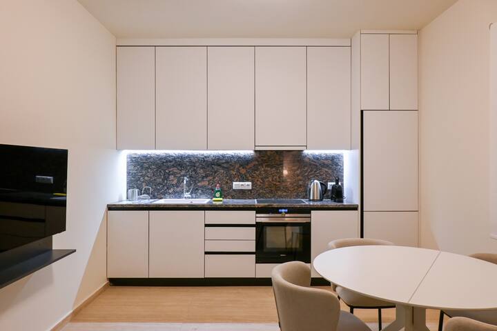 Refined Kolonaki Stay with Private Patio gallery image 2