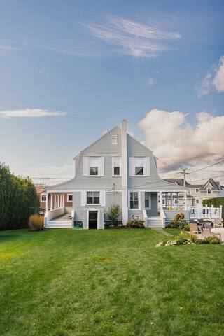 Water View 6-Bedroom Colonial Home in Newport RI gallery image 2