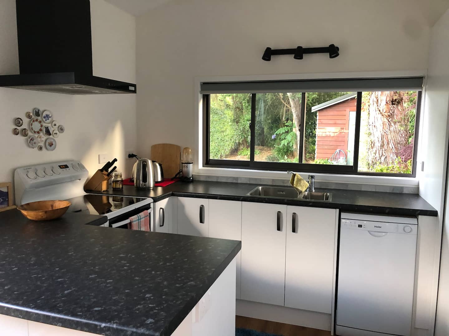 "Gardenhead" Cottage Turangi 4
