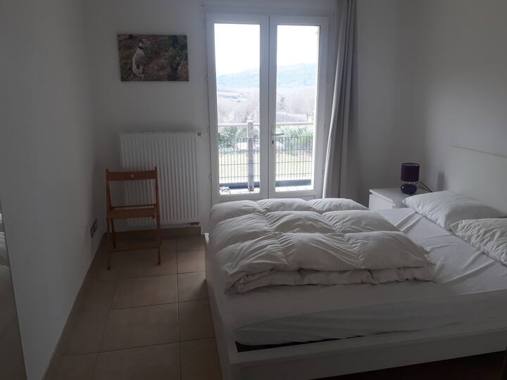 Dhomë gjumi Chloé me krevat 140 cm