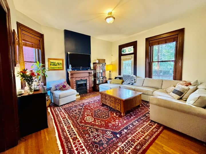 Large Historic Tower Grove Home - 세인트루이스