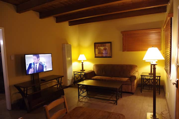 Hollywood 1 Bedroom Free Parking I - Hollywood, CA