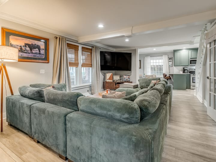 Historic 1920’s Home On Route 66 - Tulsa, OK