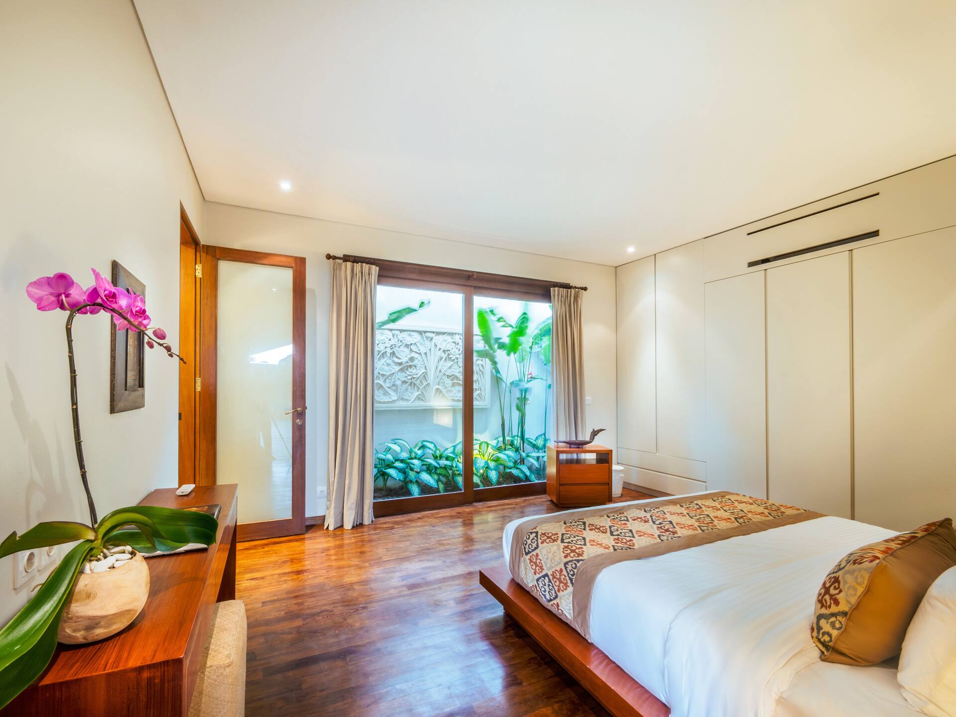 Balinese Modern Charm 3 Bedroom Private Villa in Kerobokan 3