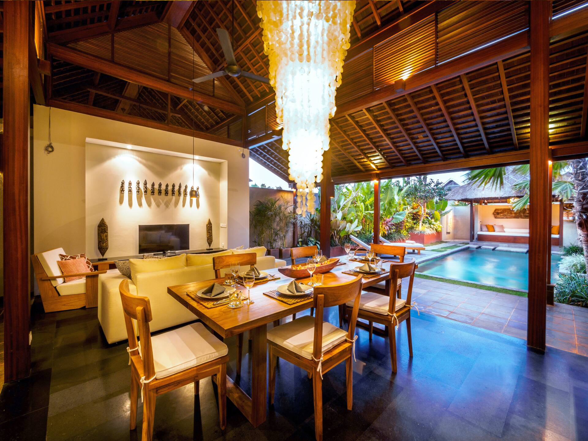 Balinese Modern Charm 3 Bedroom Private Villa in Kerobokan 3