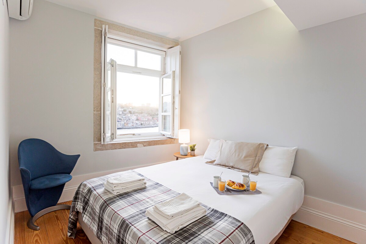 Удобен кревет за добар сон и за да имате енергија да ги истражите сите атракции на градот.