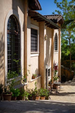 Magnificent Villa. Private pool. gallery image 2