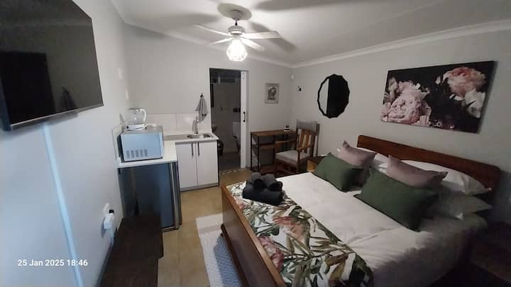 Blessings - Room 3 - Bloemfontein