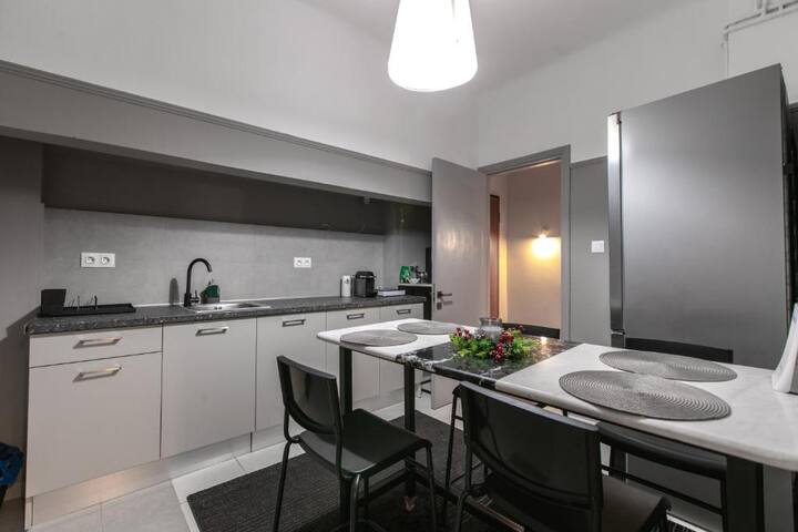 Aristotelous Family House gallery image 3