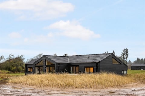 Activity house near Skallerup Klit