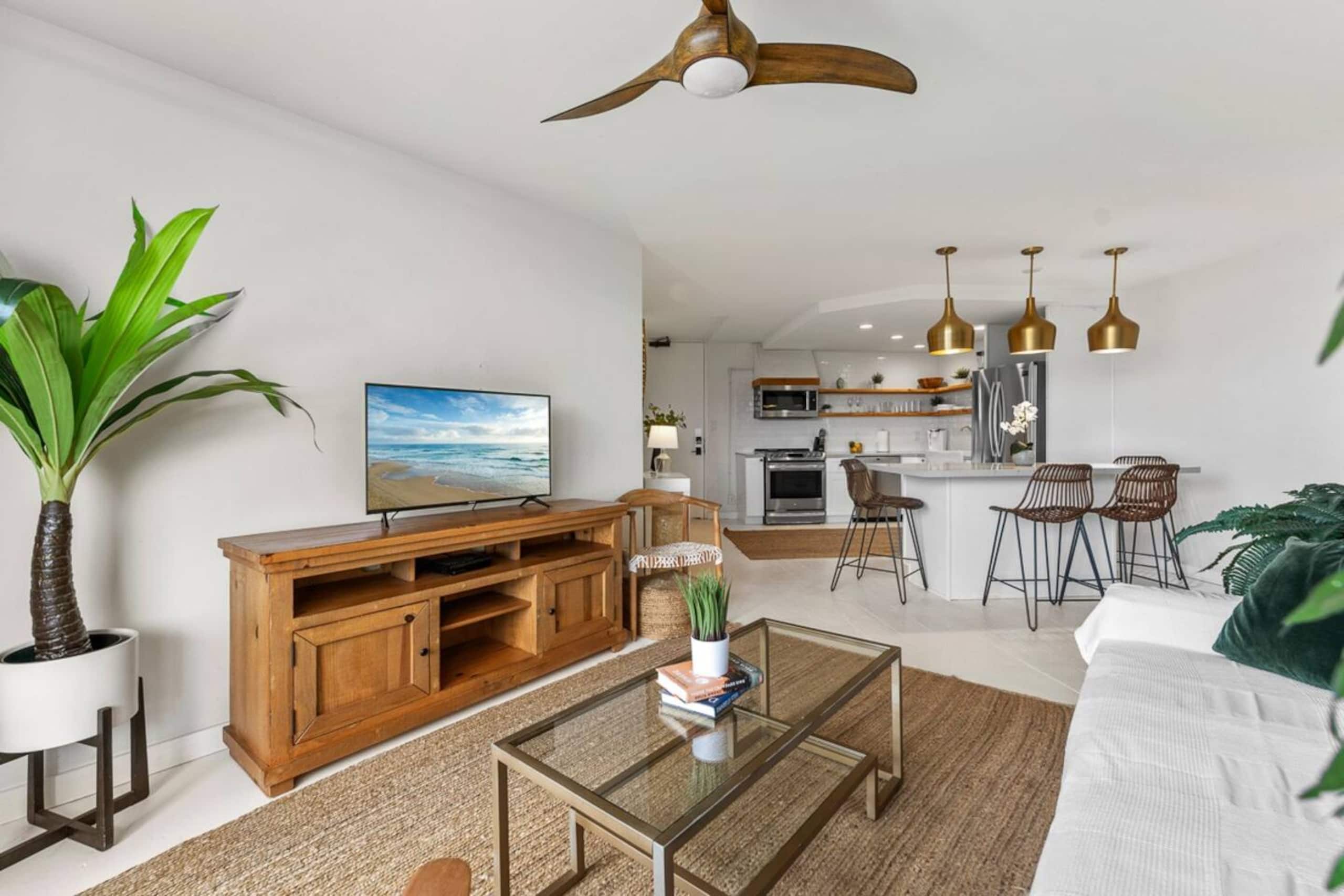 Kihei 525-OceanView, 5 min drive to stores/food - Image 2