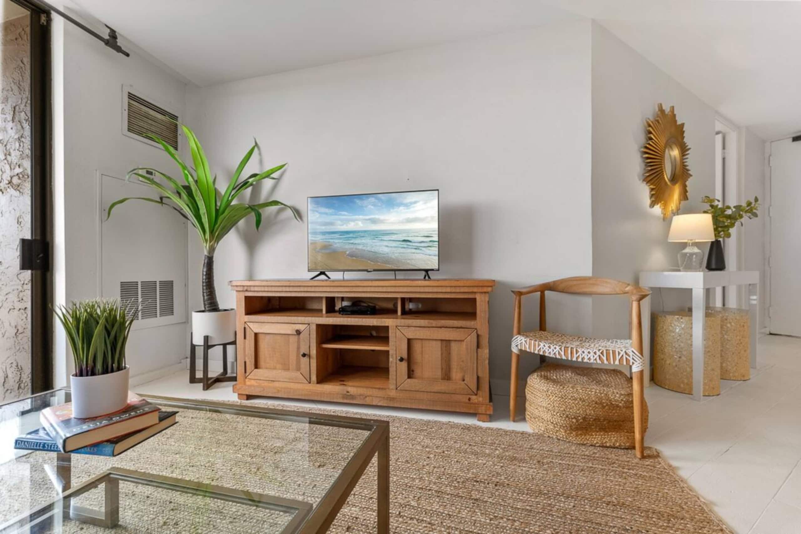 Kihei 525-OceanView, 5 min drive to stores/food - Image 4
