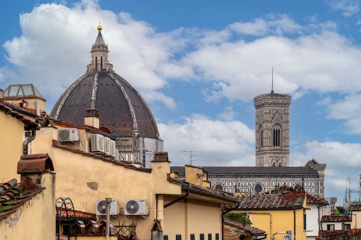[Duomo] Elegante appartamento con vista Duomo
