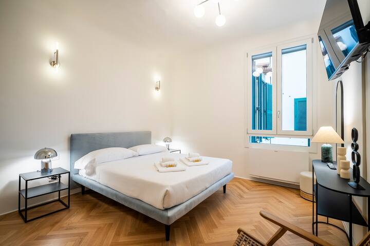 [Duomo] Elegante appartamento con vista Duomo gallery image 4