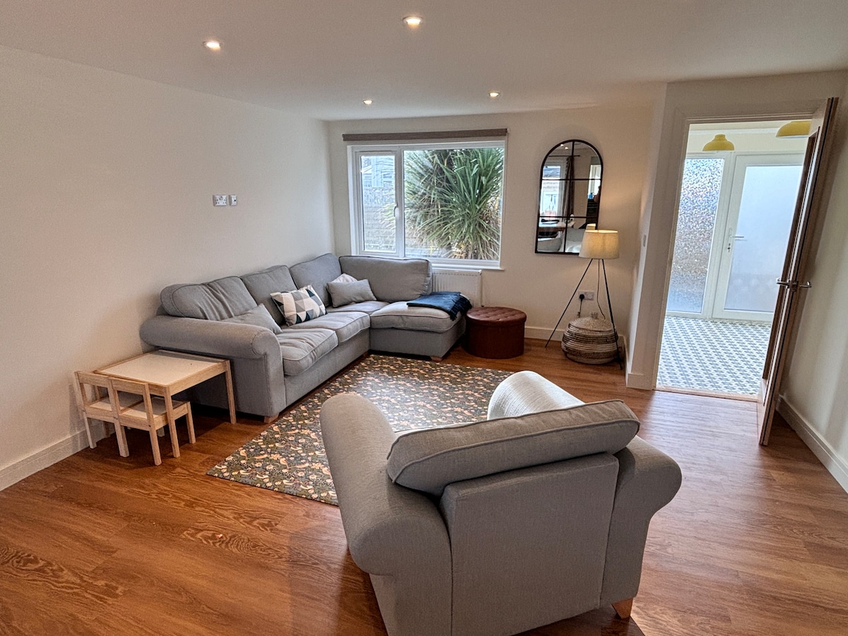 Top performing Airbnb: 4 bedroom house with garden in Crantock