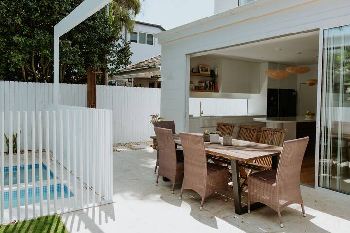 Kiah Coogee (4 bdr beach house) gallery image 5