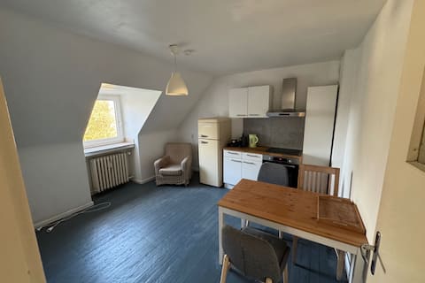 Beliebte Airbnb-Anzeige: Simple apartment Chestnut in Krefeld