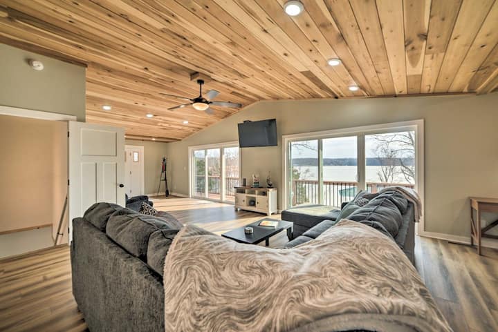 Barkley Breeze, Waterfront, Private Dock, Kayaks!