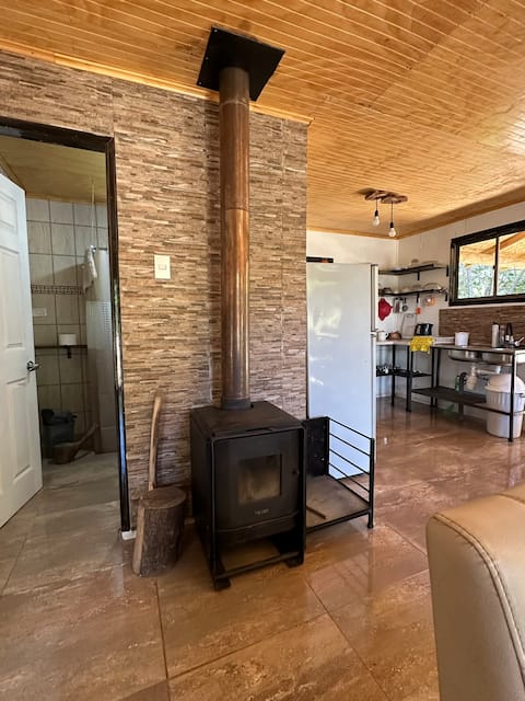 Popular Airbnb listing: 2 Vientos Cabin, Montecillos, Linares in Linares