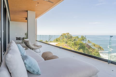 Exclusive Designer Condo w/ 180° Ocean Front