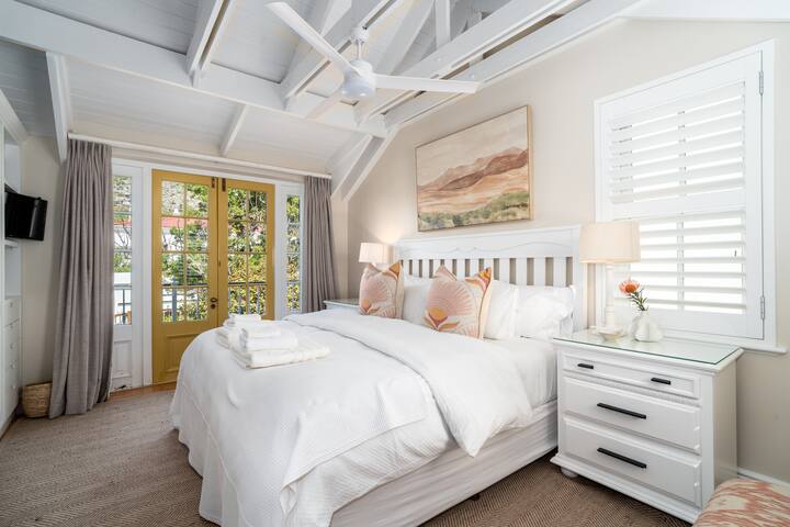 5 Middedorp @ The Majestic in Kalk Bay gallery image 5